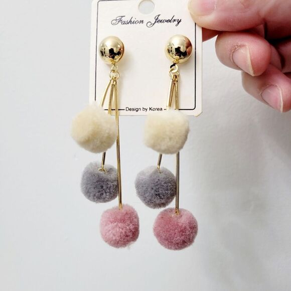 2/$20 Brand New Gold Tone Colour Fluffy Balls Earrings - Picture 2 of 5